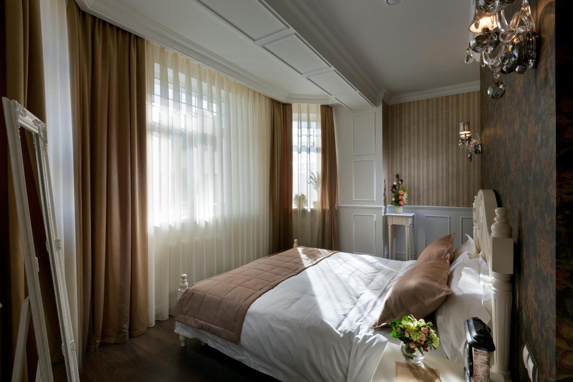De Gaulle Boutique Hotel 4*