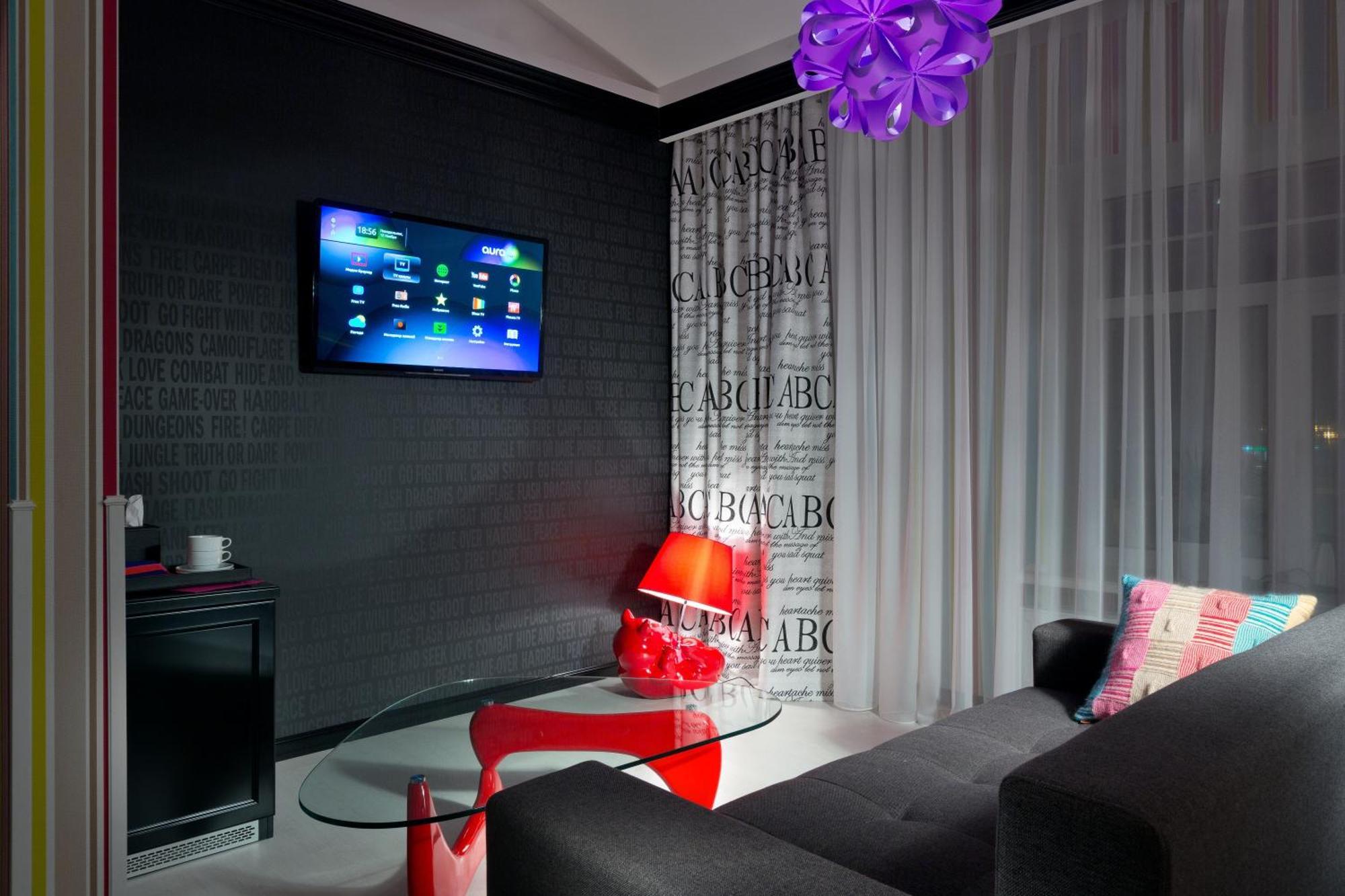 De Gaulle Boutique 4*