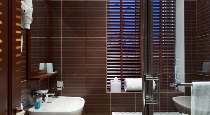 Hotel De Gaulle Boutique 4*