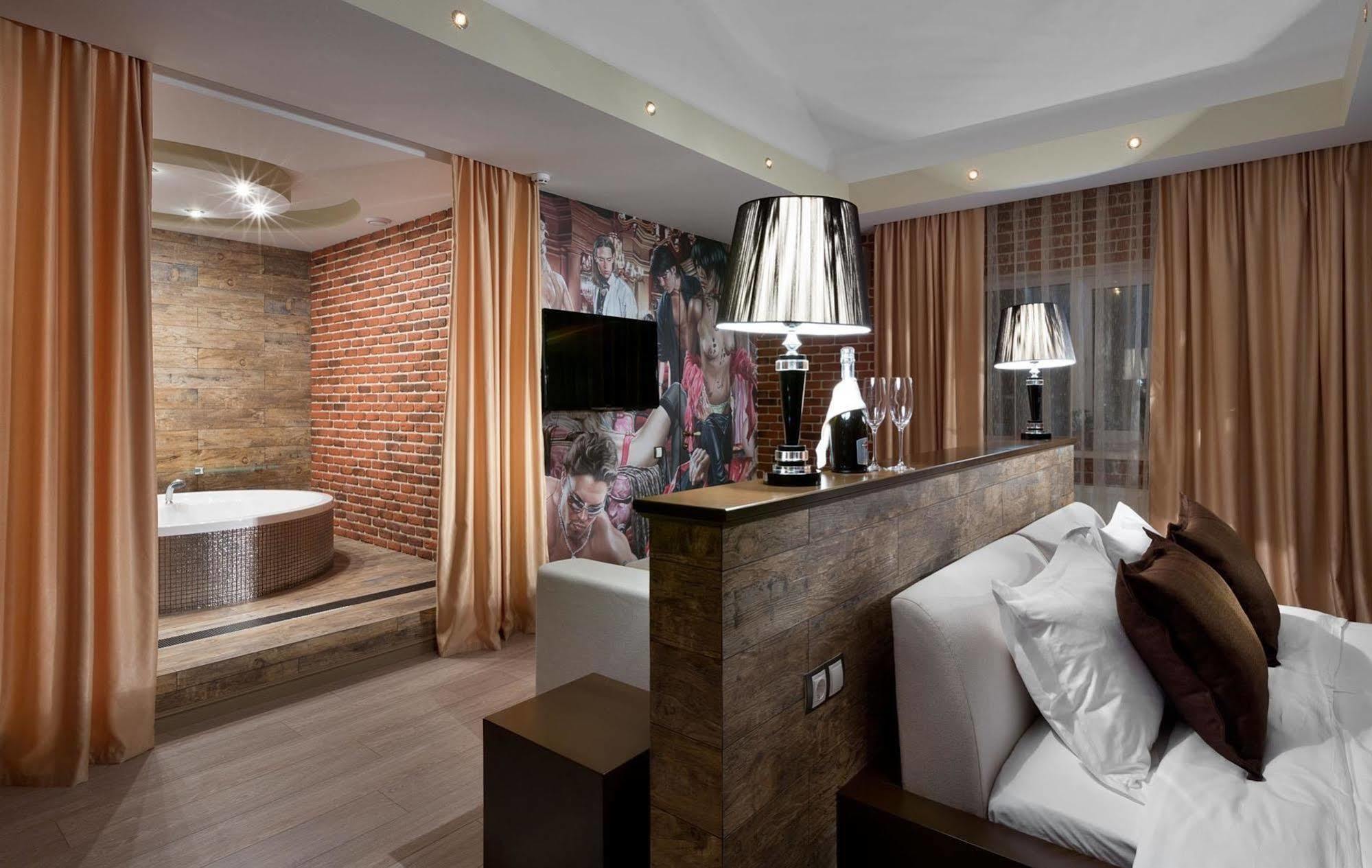 De Gaulle Boutique Kharkiv